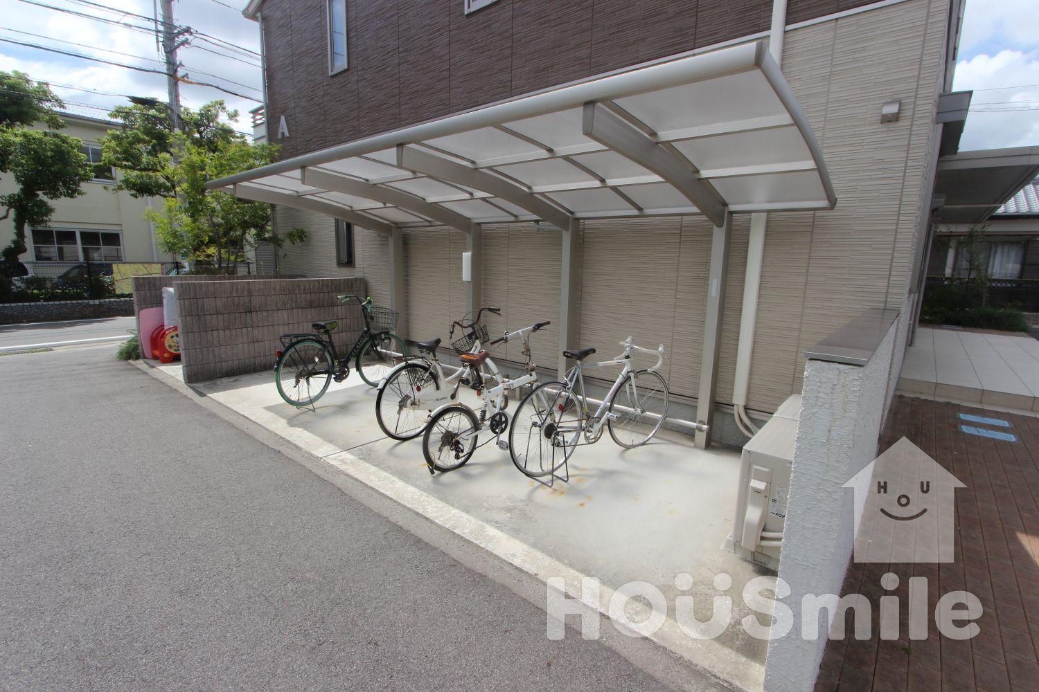 シャーメゾン城西C外観写真02