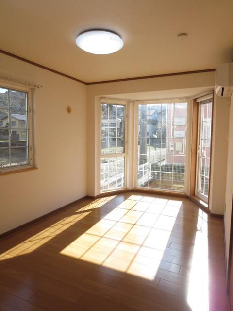 メゾン．ド ファミーユB外観写真02