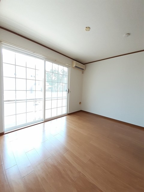 ベルメゾン高島III外観写真02