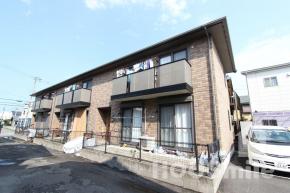 中吉野町 アパート 4LDK 102外観写真