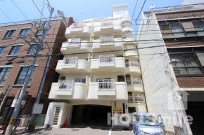 中通町 マンション 1DK 205外観写真