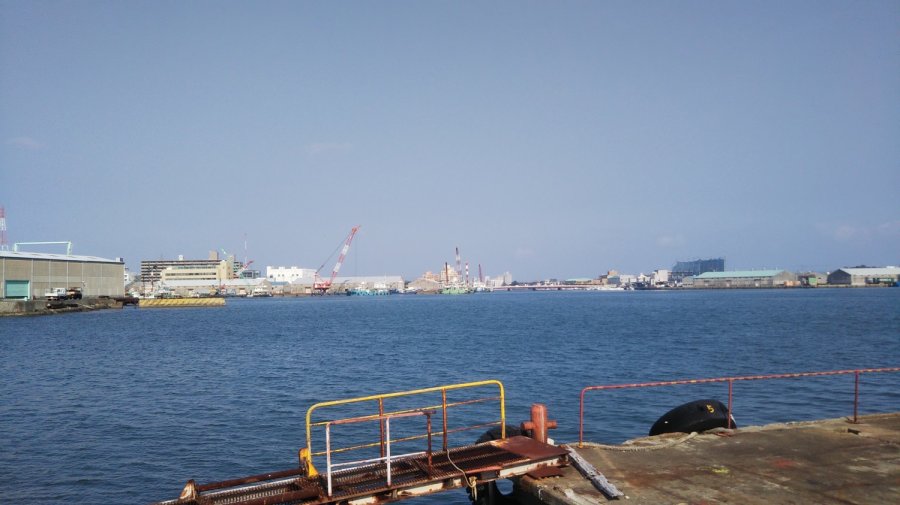 徳島市南部の港町です